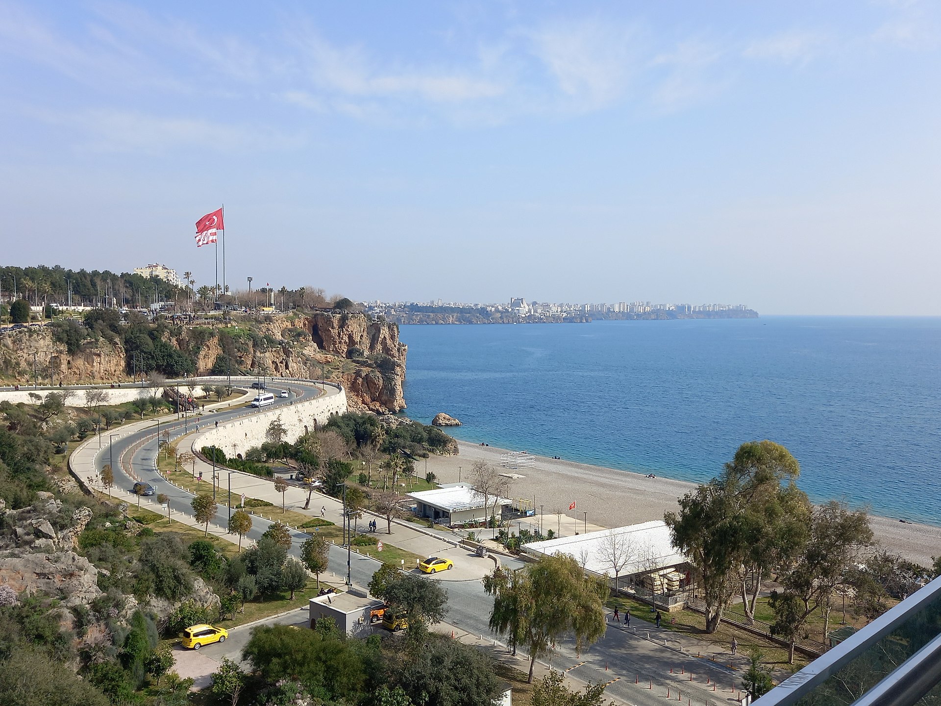 Antalya Otellere Güvenli ve Zamanında VIP Transferin Avantajları